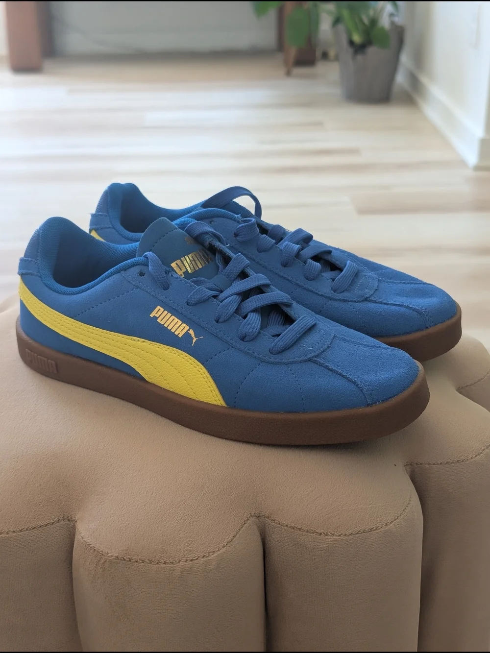 Puma Club II Era Jr. Kid's Sneakers -  NWOT - 5